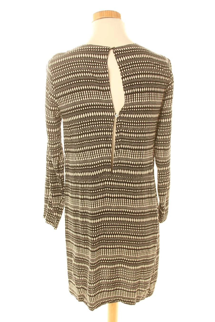 H&M Taille 32. Robe Casual 2 H&M Taille 32. Robe Casual – Image 2