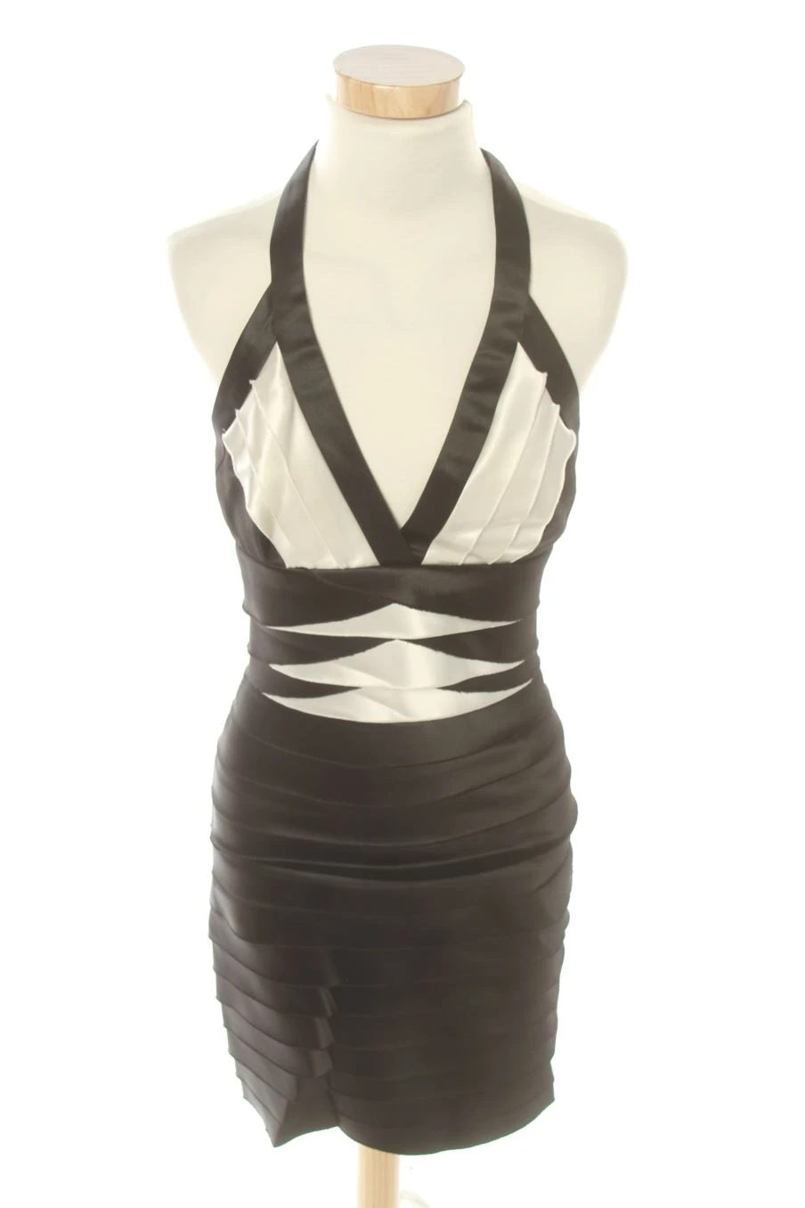 BCBGMAXAZRIA Taille XS. Robe 1 BCBGMAXAZRIA Taille XS. Robe