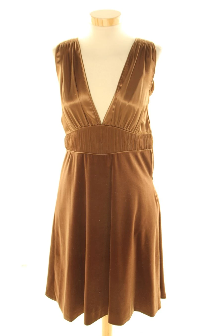 Adolfo Dominguez Taille 42. Robe 1 Adolfo Dominguez Taille 42. Robe