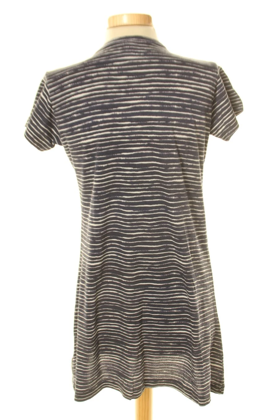 MINDELO BAY Taille M. Robe Casual 2 MINDELO BAY Taille M. Robe Casual – Image 2