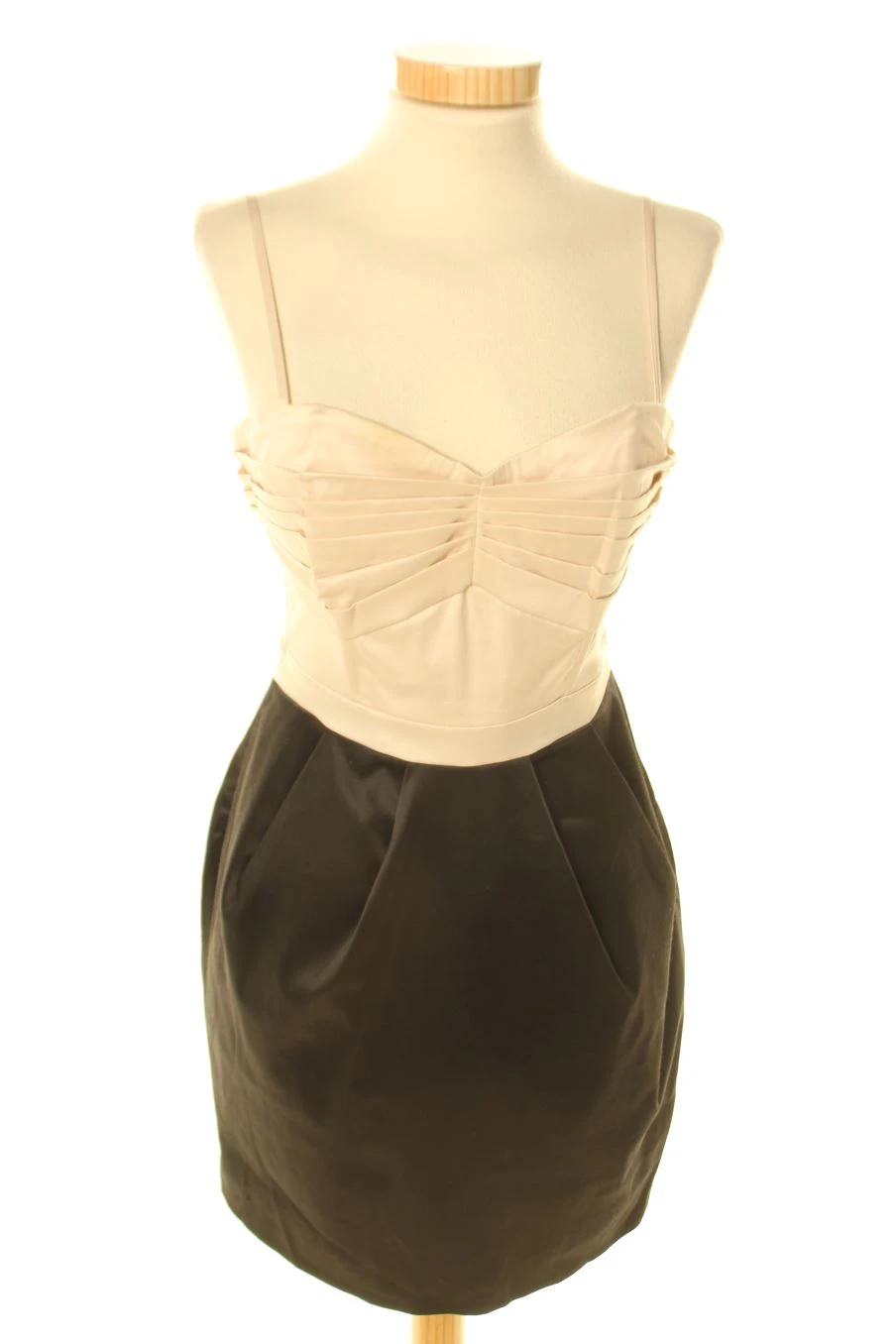 H&M Taille 38. Robe 1 H&M Taille 38. Robe