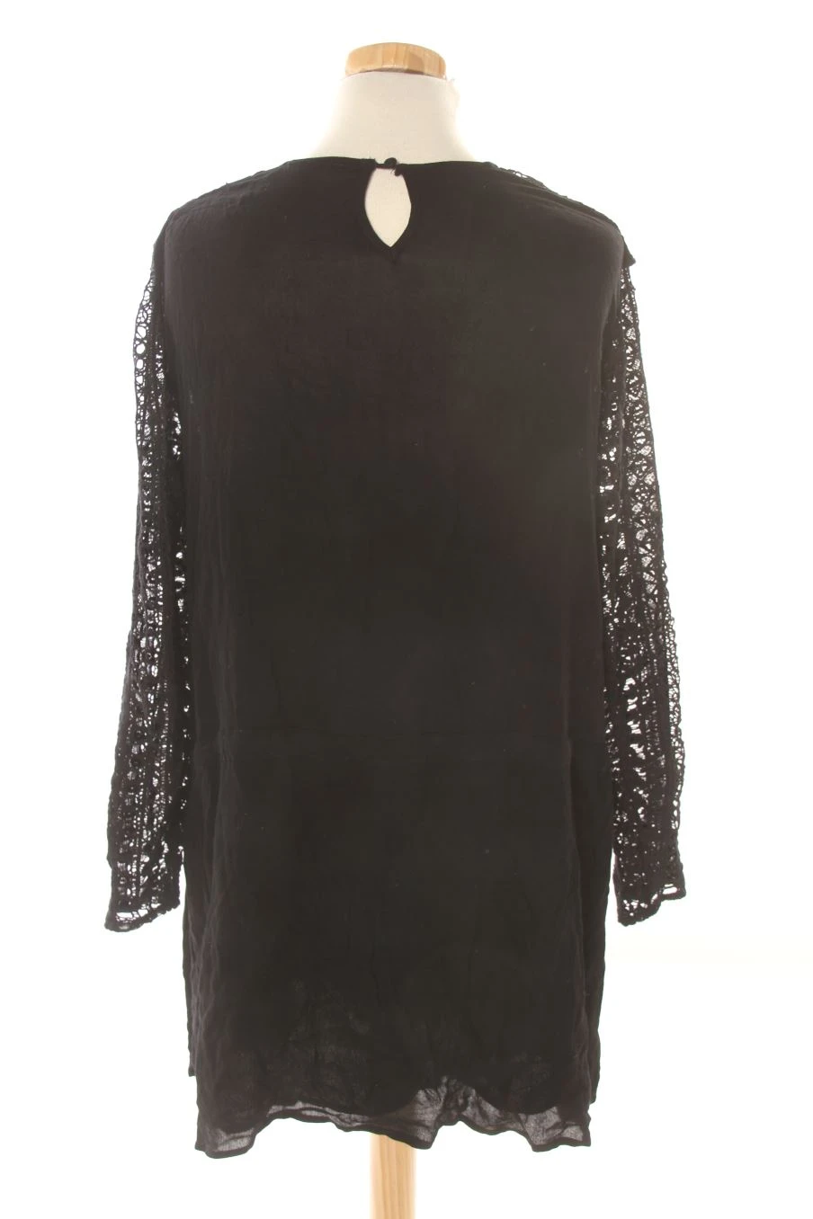 Deby Debo Taille M. Robe Casual 2 Deby Debo Taille M. Robe Casual – Image 2