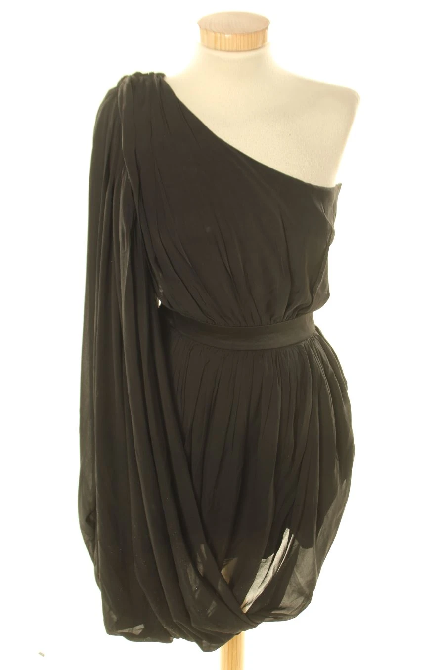 Lipsy Taille 36. Robe 1 Lipsy Taille 36. Robe