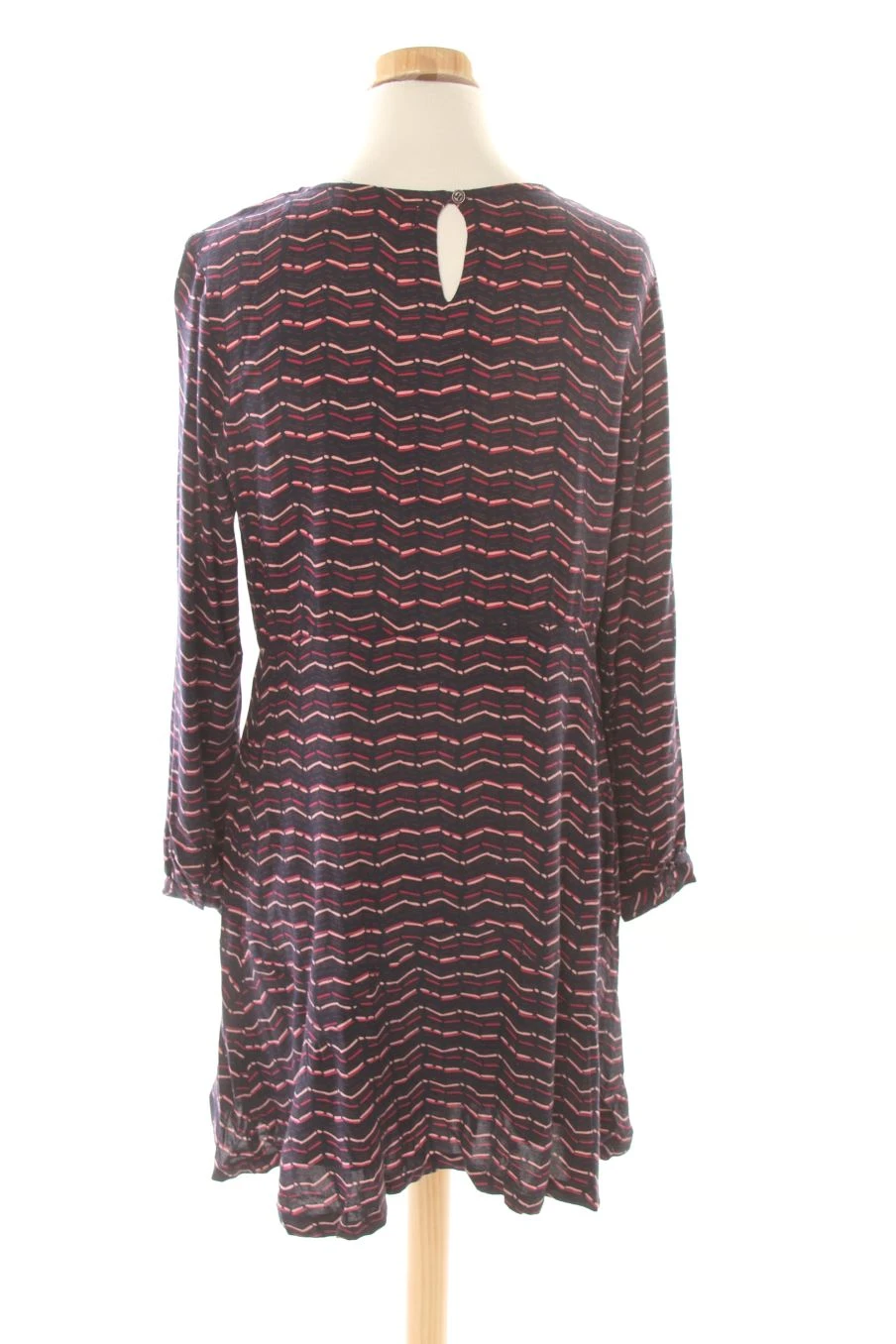 Indi & Cold Taille M. Robe Casual 2 Indi & Cold Taille M. Robe Casual – Image 2