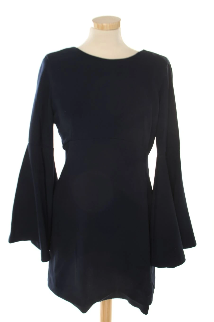 Trf (ZARA) Taille M. Robe Casual 1 Trf (ZARA) Taille M. Robe Casual