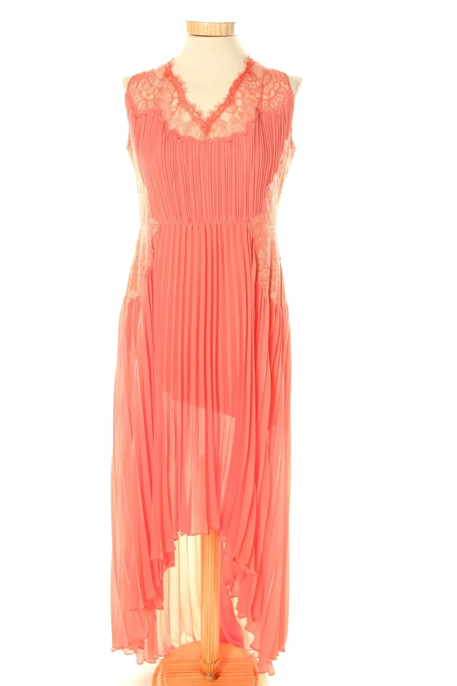 BCBGMAXAZRIA Taille 38. Robe 1 BCBGMAXAZRIA Taille 38. Robe