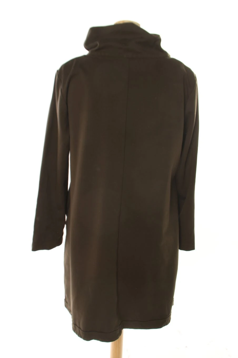 ROGER.O Taille 44. Robe Casual 2 ROGER.O Taille 44. Robe Casual – Image 2