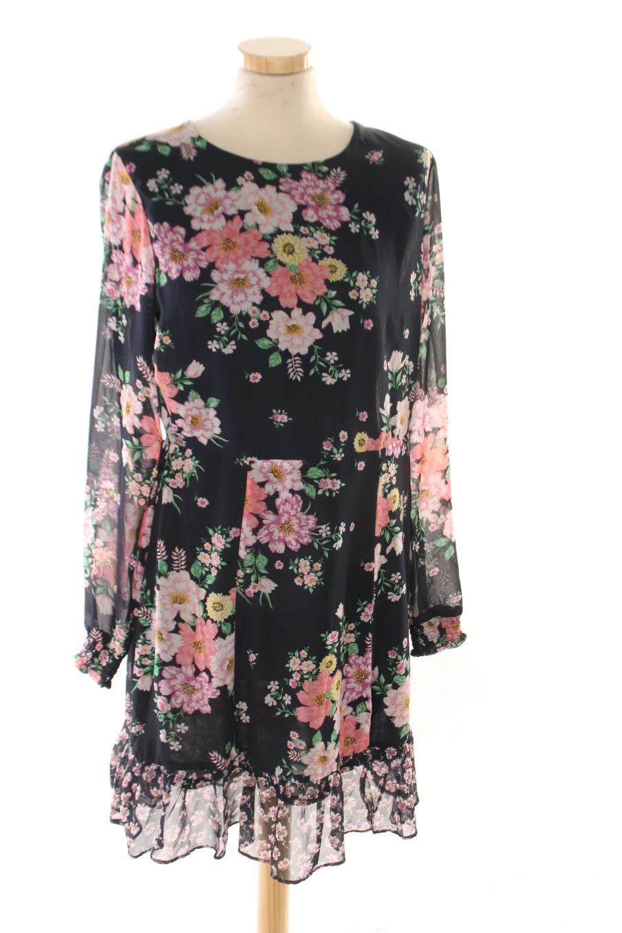 H&M Taille 42. Robe 1 H&M Taille 42. Robe