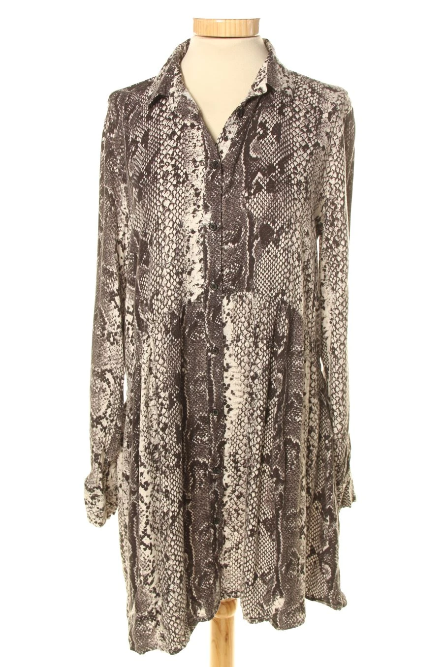 Stradivarius Taille L. Robe Casual 1 Stradivarius Taille L. Robe Casual