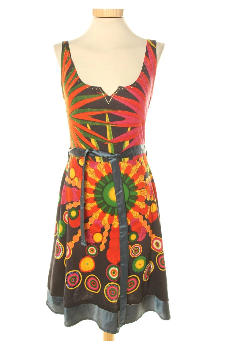 Desigual Taille XS. Robe Casual 1 Desigual Taille XS. Robe Casual