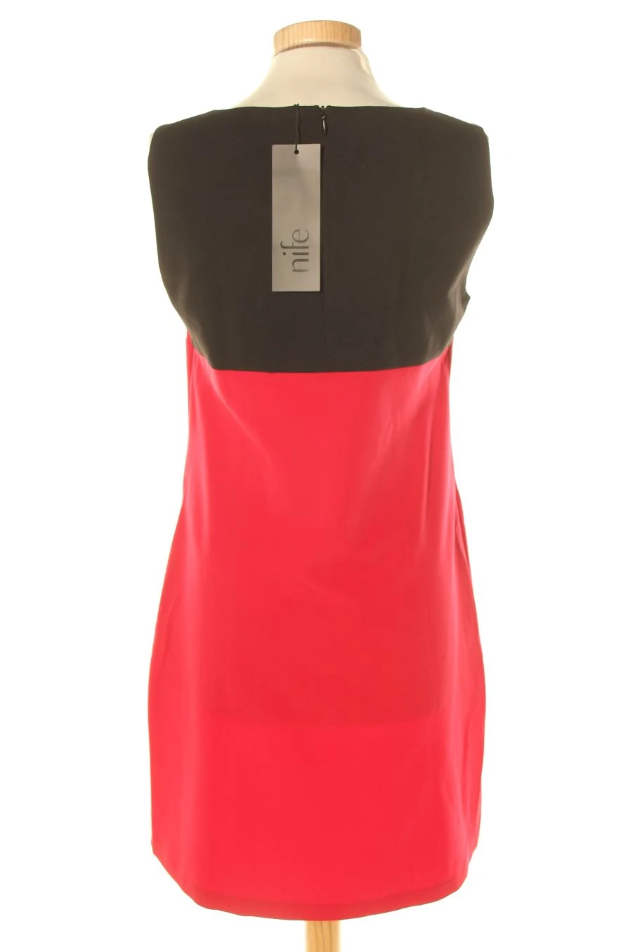 Nife Taille 38. Robe 2 Nife Taille 38. Robe – Image 2