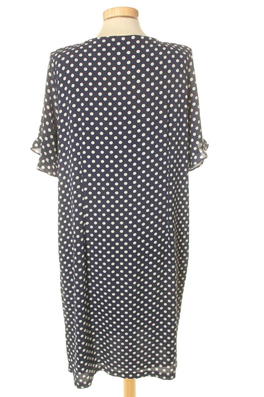 Ennage Taille M. Robe Casual 2 Ennage Taille M. Robe Casual – Image 2