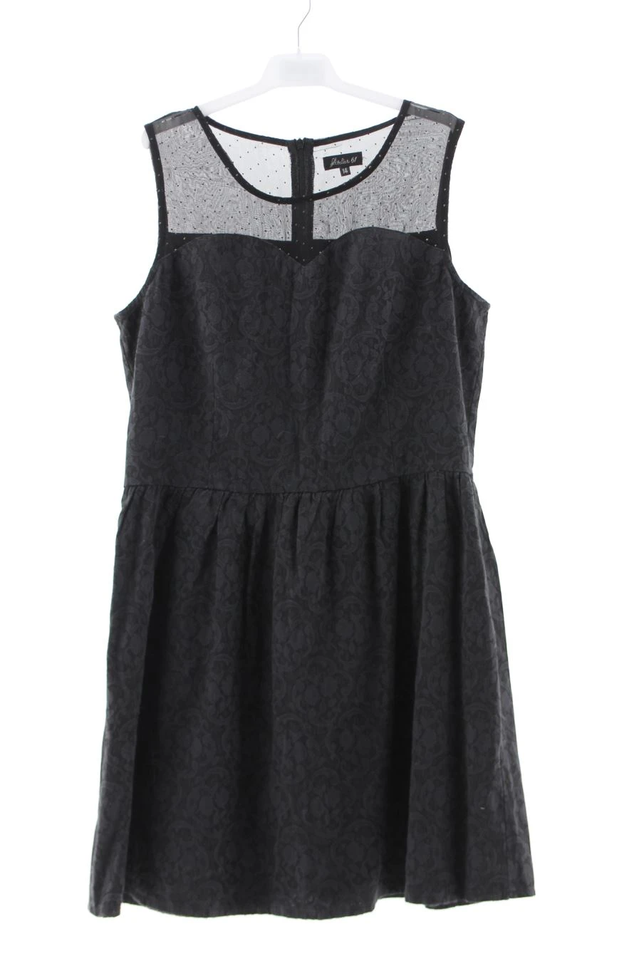 Atelier 61 Taille 14 Ans. Robe 1 Atelier 61 Taille 14 Ans. Robe