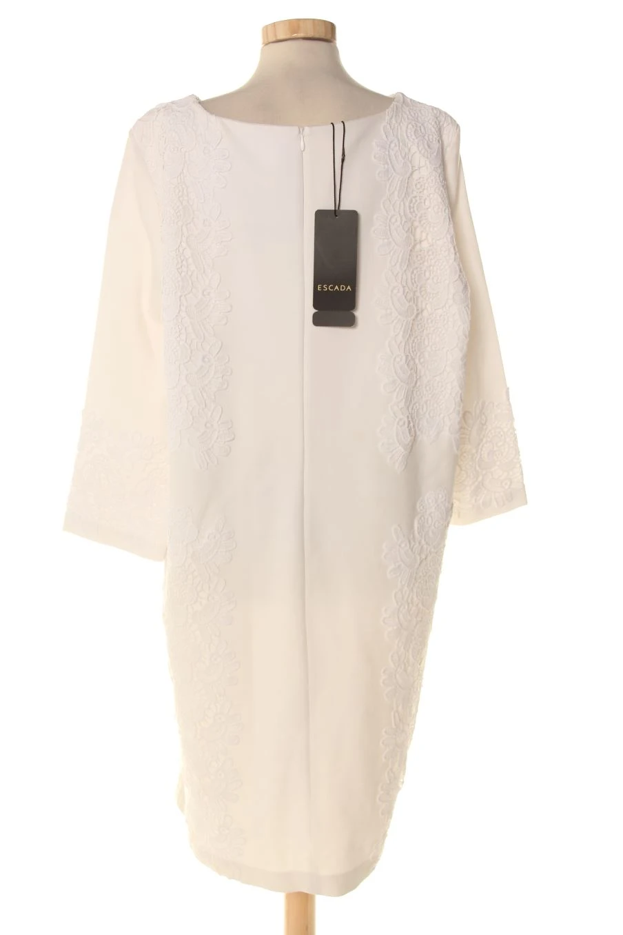 Escada Taille 46. Robe 2 Escada Taille 46. Robe – Image 2