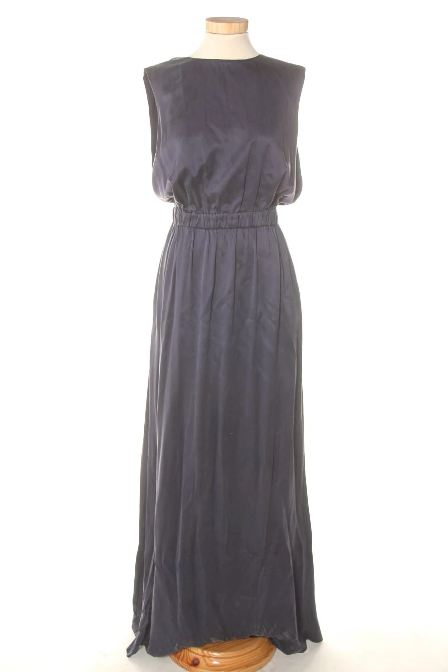 Adolfo Dominguez Taille 46. Robe 1 Adolfo Dominguez Taille 46. Robe