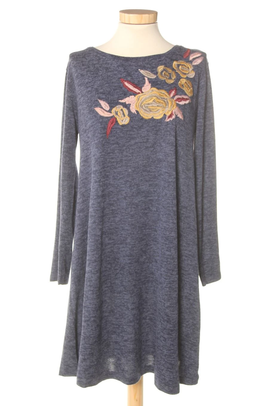 Sfera Taille L. Robe Casual 1 Sfera Taille L. Robe Casual