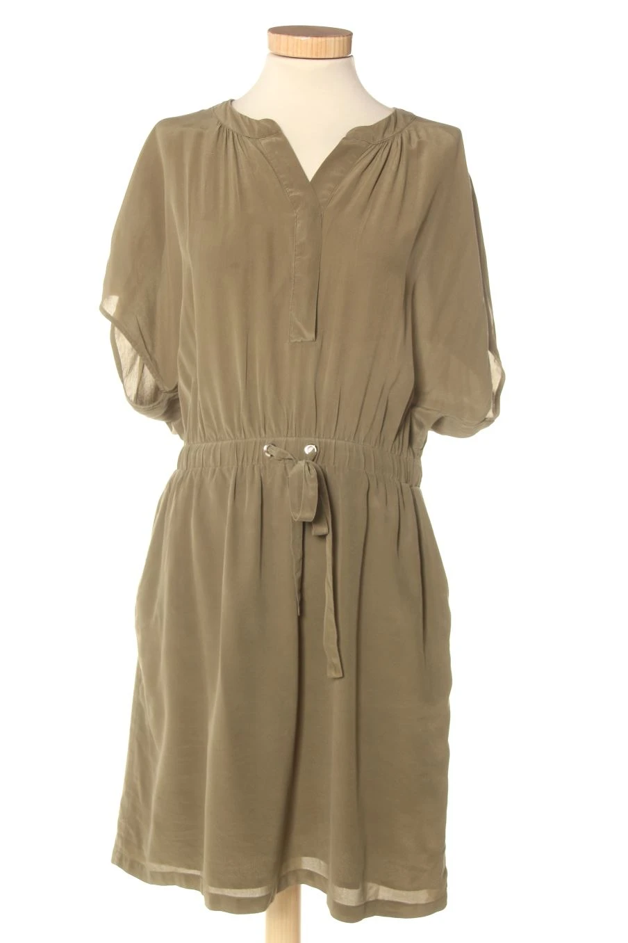 Max&moi Taille 42. Robe Casual 1 Max&moi Taille 42. Robe Casual