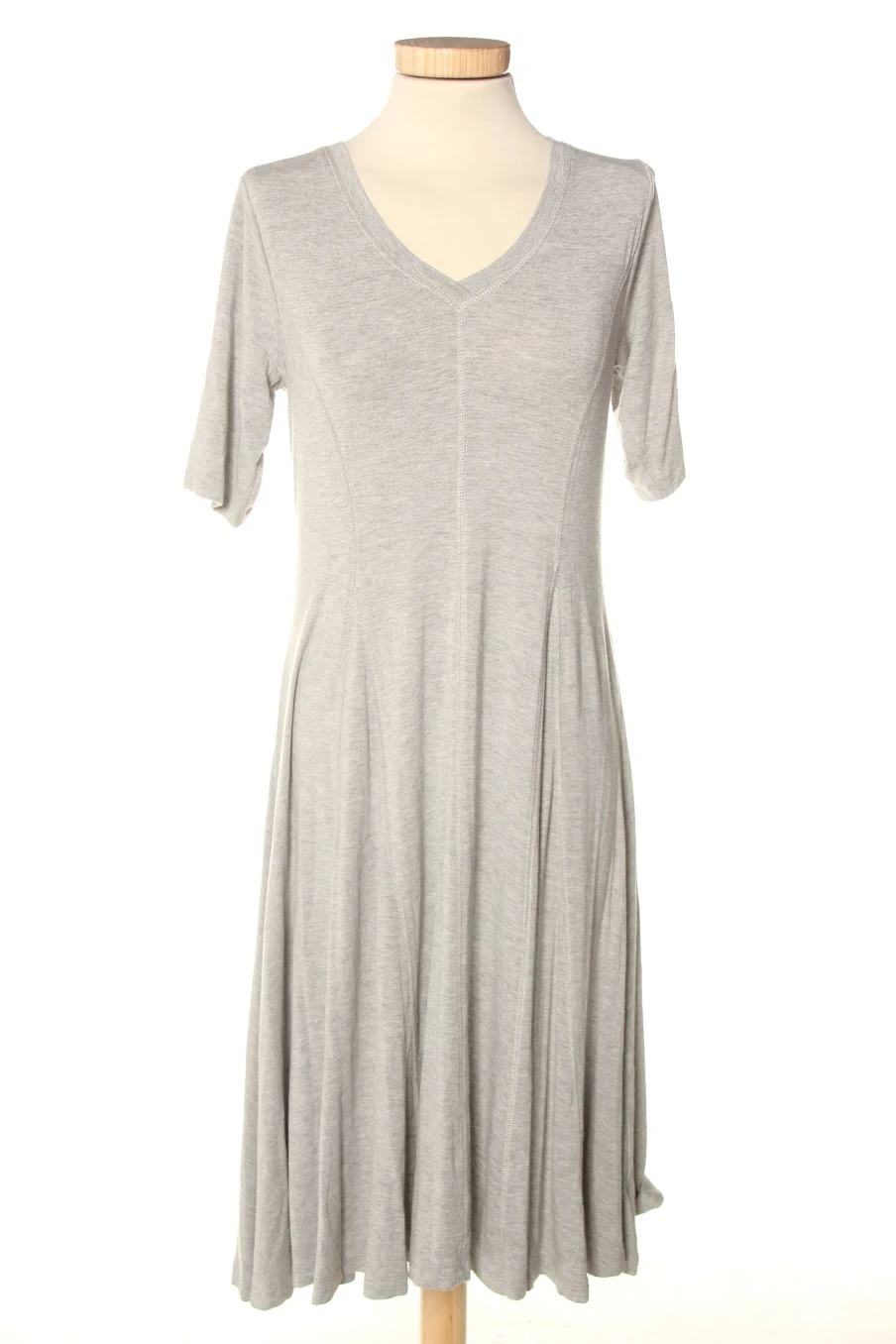 NINA LEONARD Taille S. Robe Casual 1 NINA LEONARD Taille S. Robe Casual