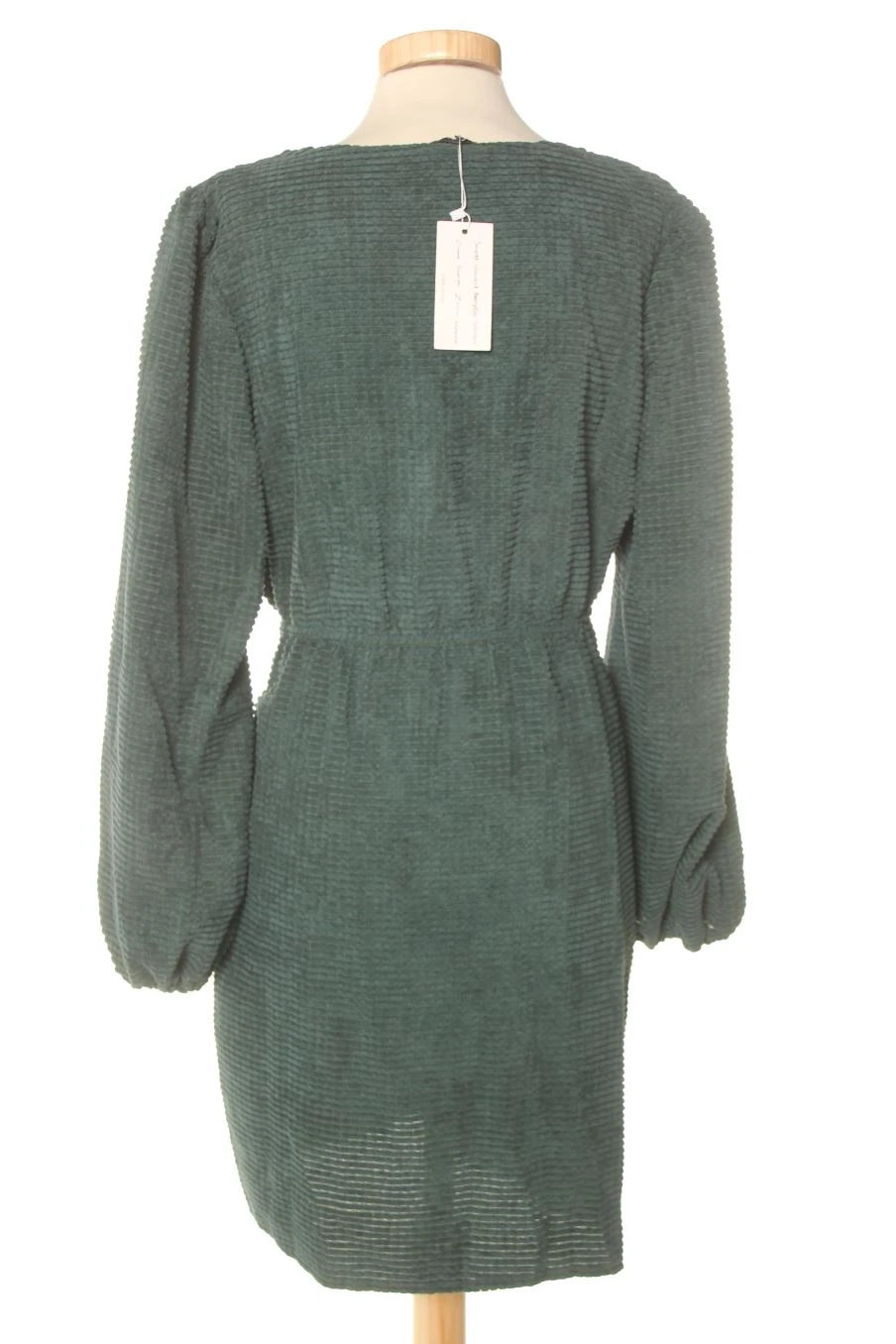 Simplee Taille M. Robe Casual 2 Simplee Taille M. Robe Casual – Image 2