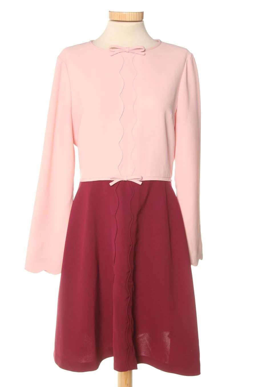 Ted Baker Taille M. Robe Casual 1 Ted Baker Taille M. Robe Casual