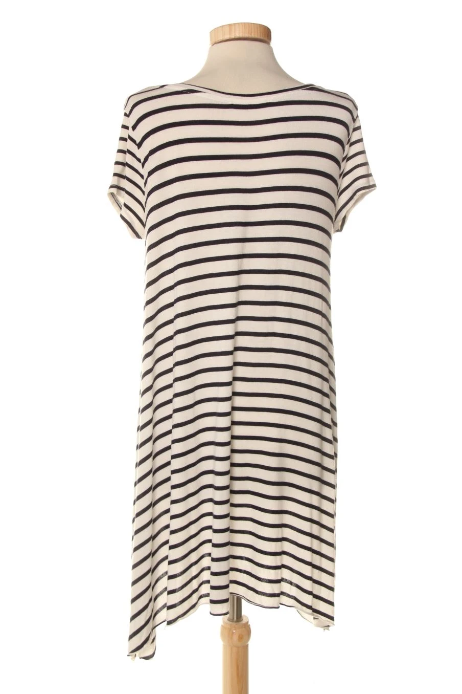 Bershka Taille M. Robe Casual 2 Bershka Taille M. Robe Casual – Image 2